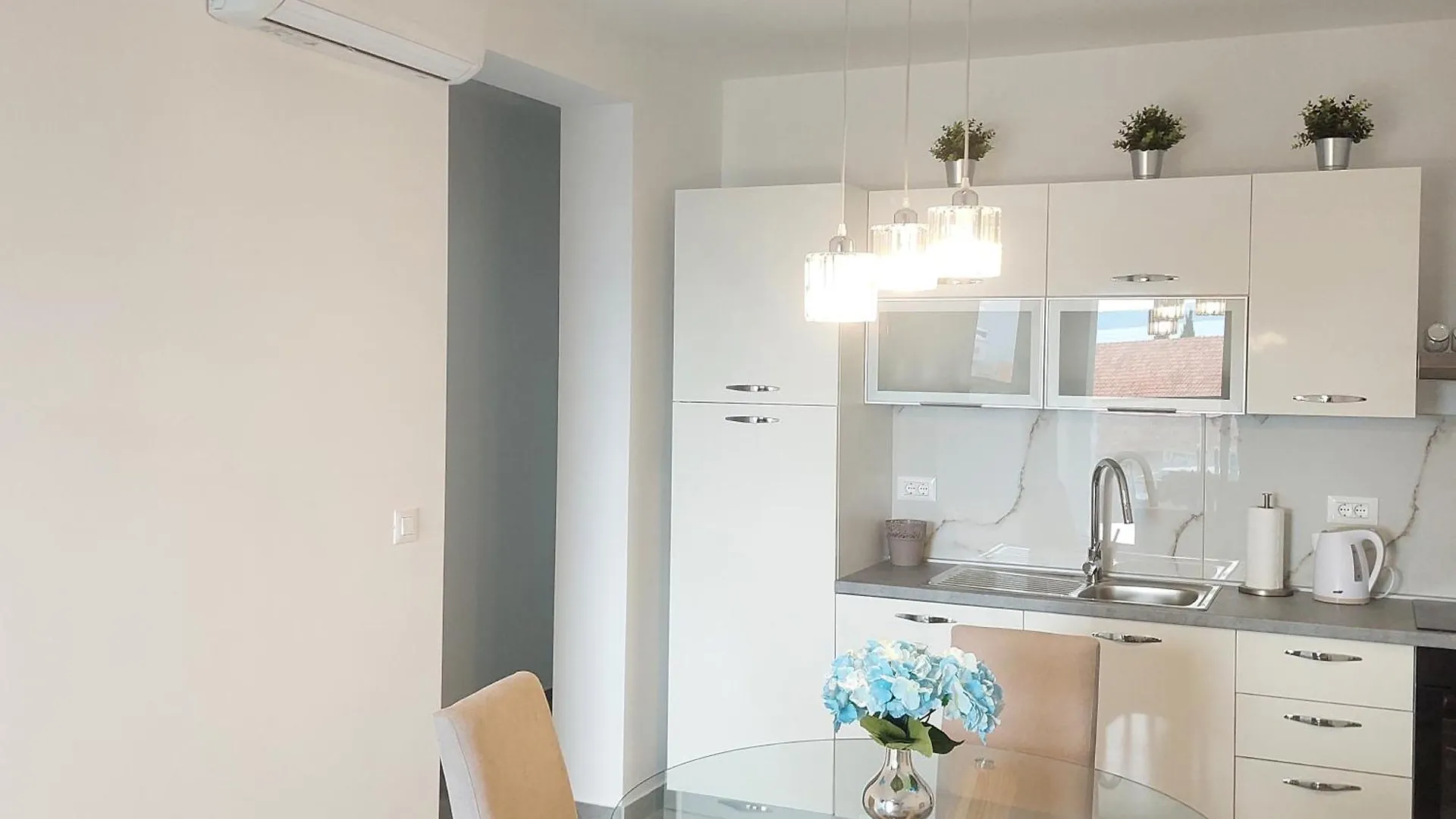 Comfort Lovely Apartment Diva 4, Ciovo, Okrug Trogir 0*,  Kroatien
